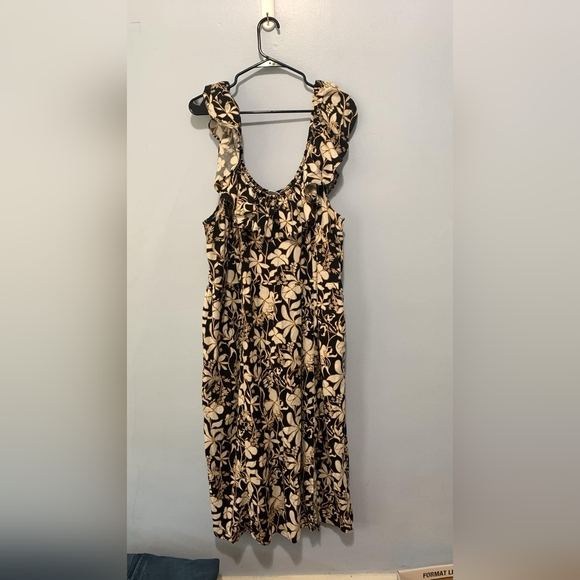 🌻 Ava and Viv dress - Picture 1 of 3